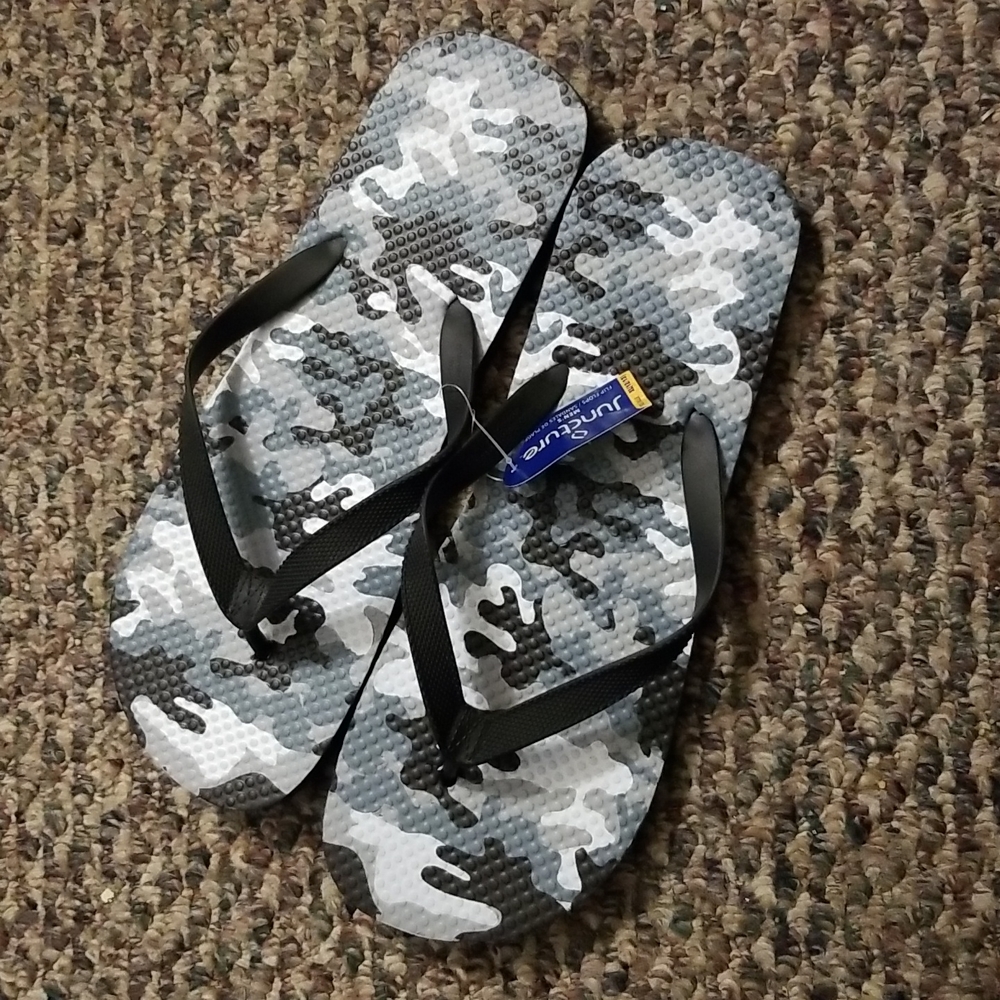 Juncture Men's Flip Flops Size (12-13)